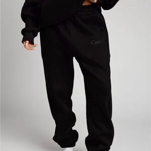 COMFRT Obsidian Minimalist Sweatpants Large NIB